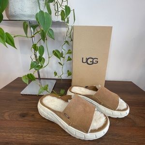 UGG Westsider Slide in Chestnut- NWT- New in Box Size 6